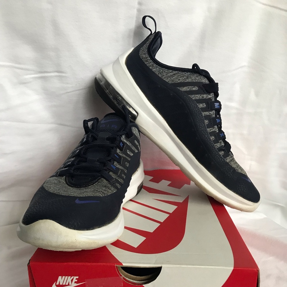 Nike Air Max Axis